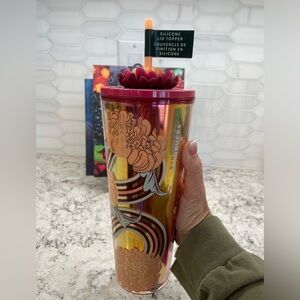 Starbucks 2024 Metallic Floral Tumbler with Succulent Charm Lid Topper. NWT!